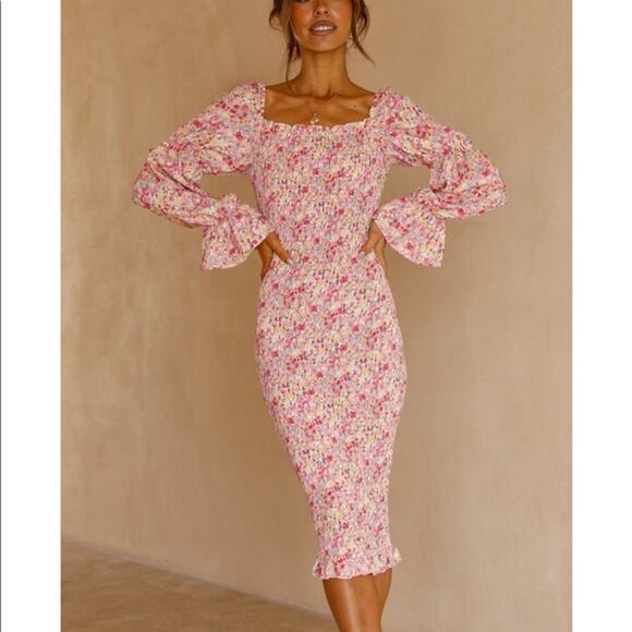 SNDYS. Dresses & Skirts - SNDYS Revolve Courtney Floral Smocked Midi Dress Pink 6 Wedding Guest Coquette